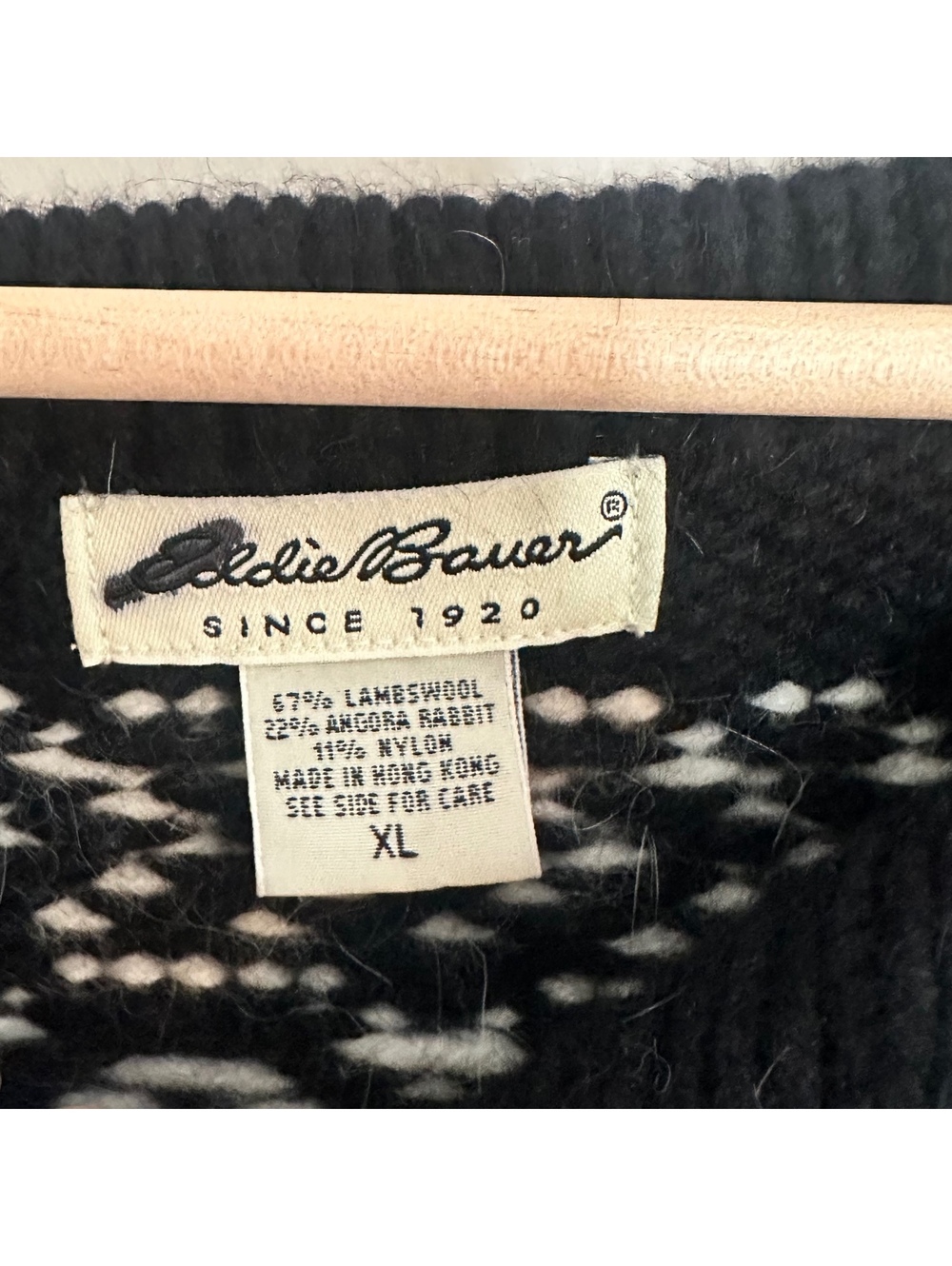 Vintage Eddie Bauer Fair Isle Wool Angora Blend Sweater Nordic Black Ivory - Picture 4 of 4
